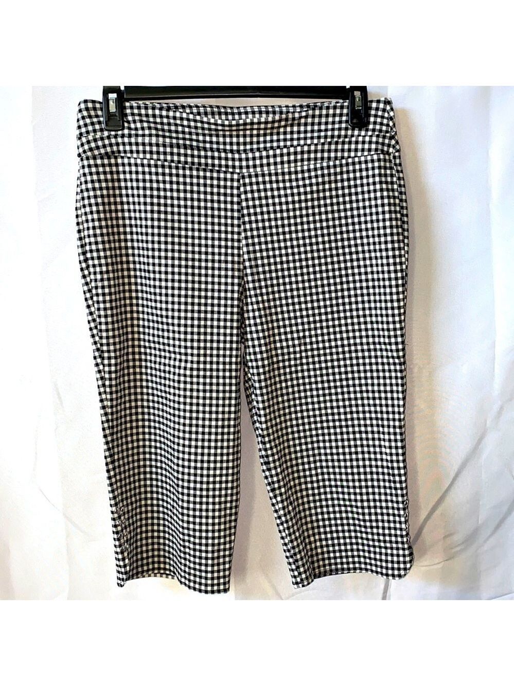 ATTYRE New York Caroline Lattice Cottagecore Gingham Capris